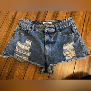 Size 27 PASCUN high rise festival shorts. Worn a few times
